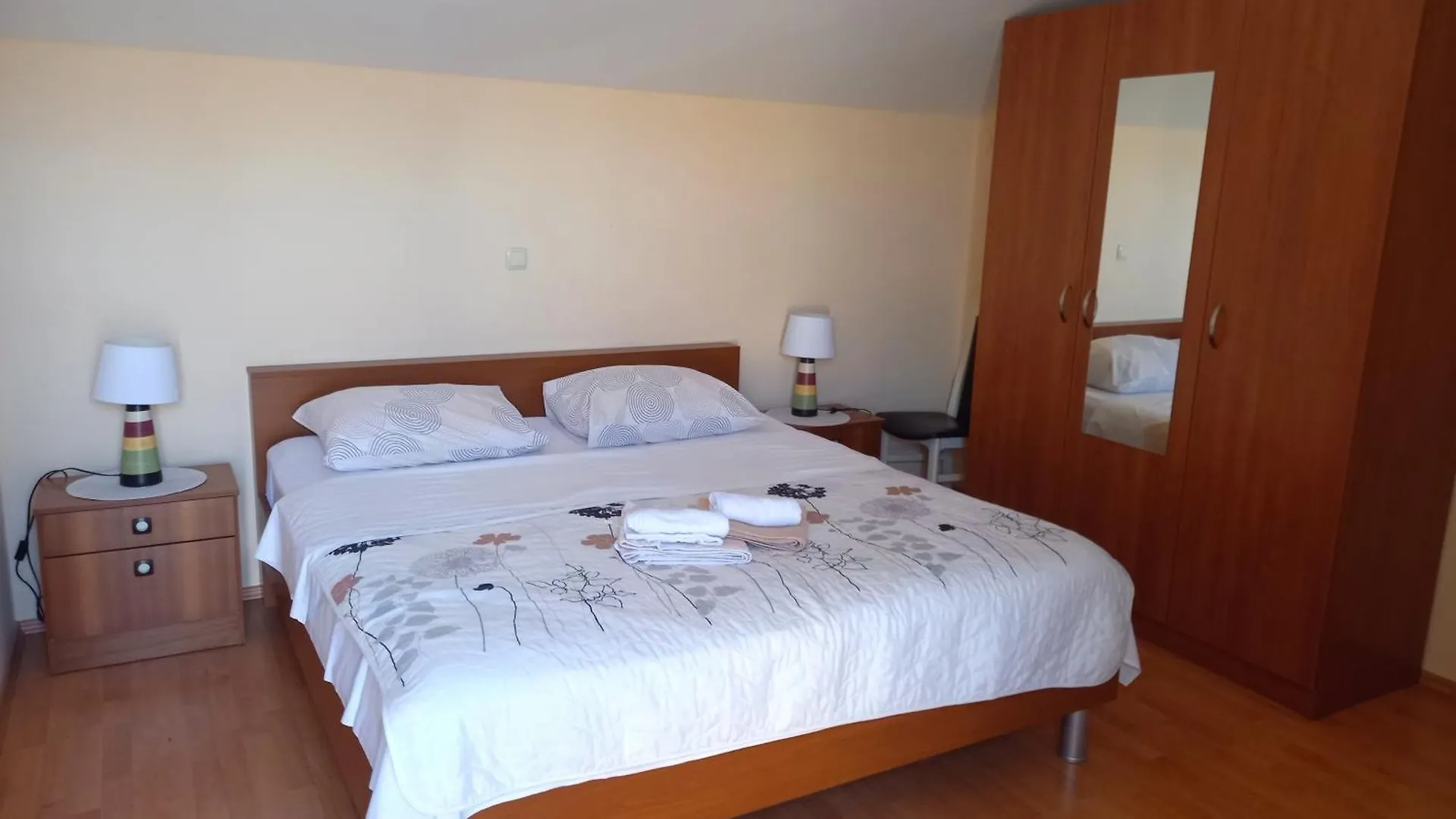 Apartments By The Sea Supetarska Draga - Gornja, Rab - 22719 Rab Town